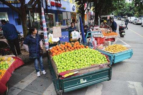 本人在东莞工厂的工作辞了,想买辆三轮车去摆地摊,怎么样?